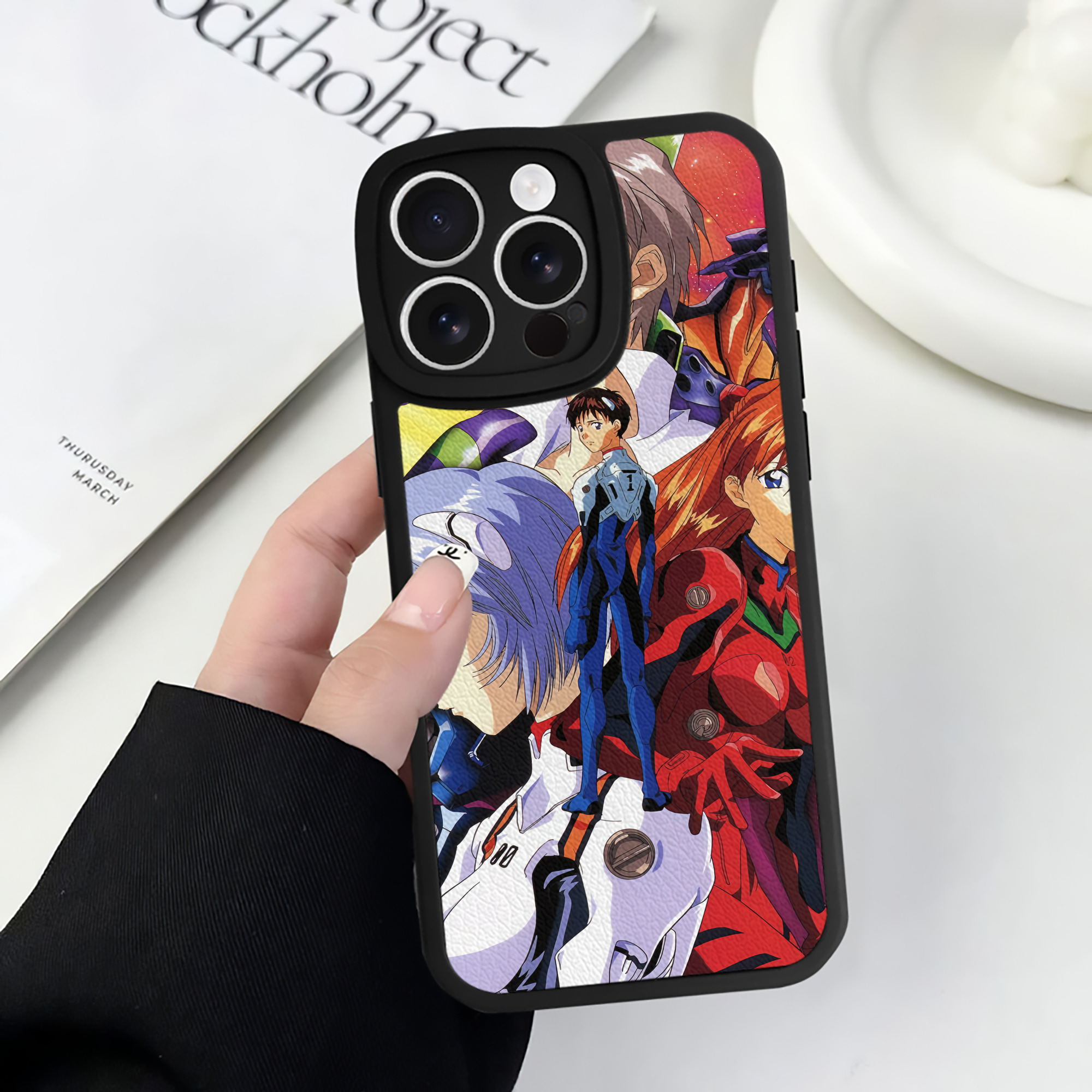 （画像用） EVA 新世紀エヴァンゲリオン 【iPhone 16シリーズ対応】シリコンスマホケース（レザー調） 材質：シリコン